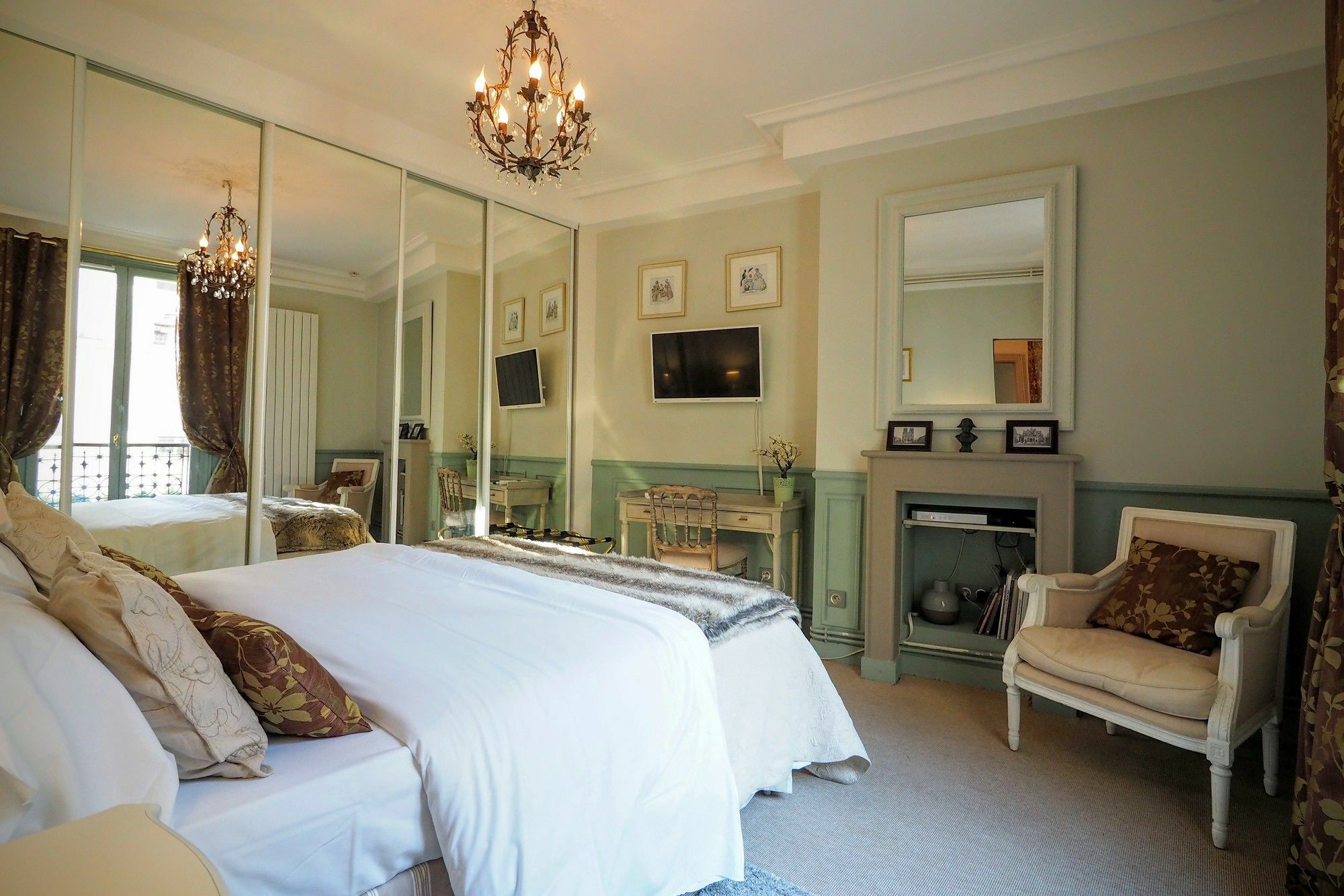 פריז Chambre D Hote : Louvre Elegant Apt Suite מראה חיצוני תמונה